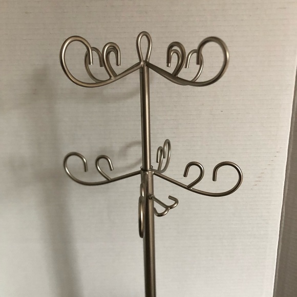 Umbra Adjustable Jewelry Stand - Picture 7 of 13